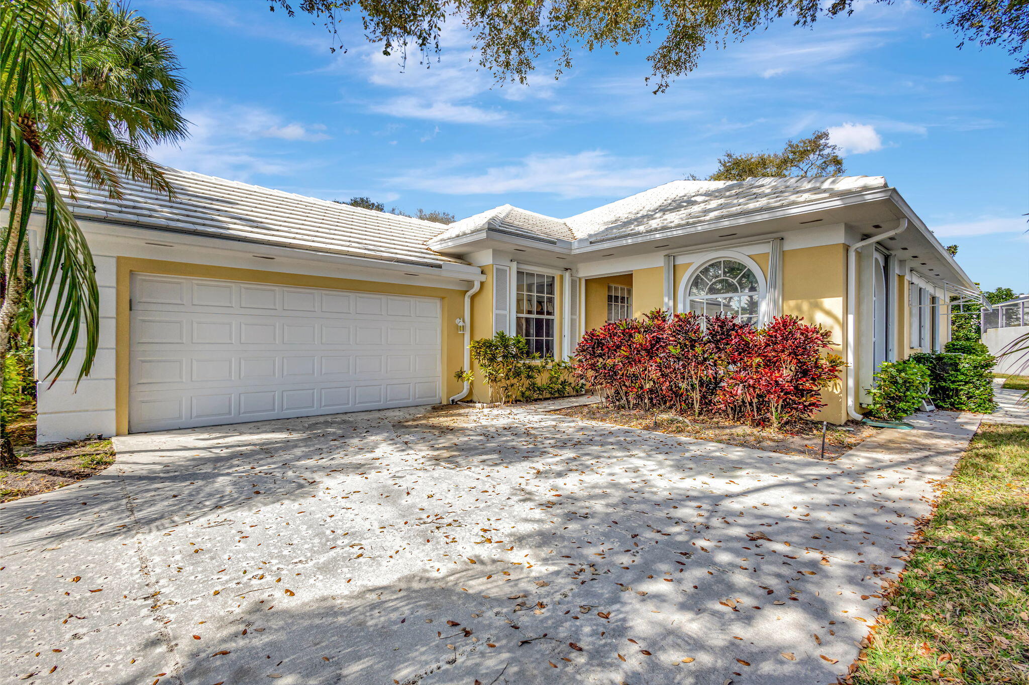 8403 E Garden Oaks Circle, Palm Beach Gardens, Palm Beach County, Florida - 3 Bedrooms  
3 Bathrooms - 