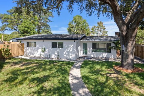 Photo of 1517 NW 12th Avenue, Fort Lauderdale, FL 33311 (MLS # RX-11107409)