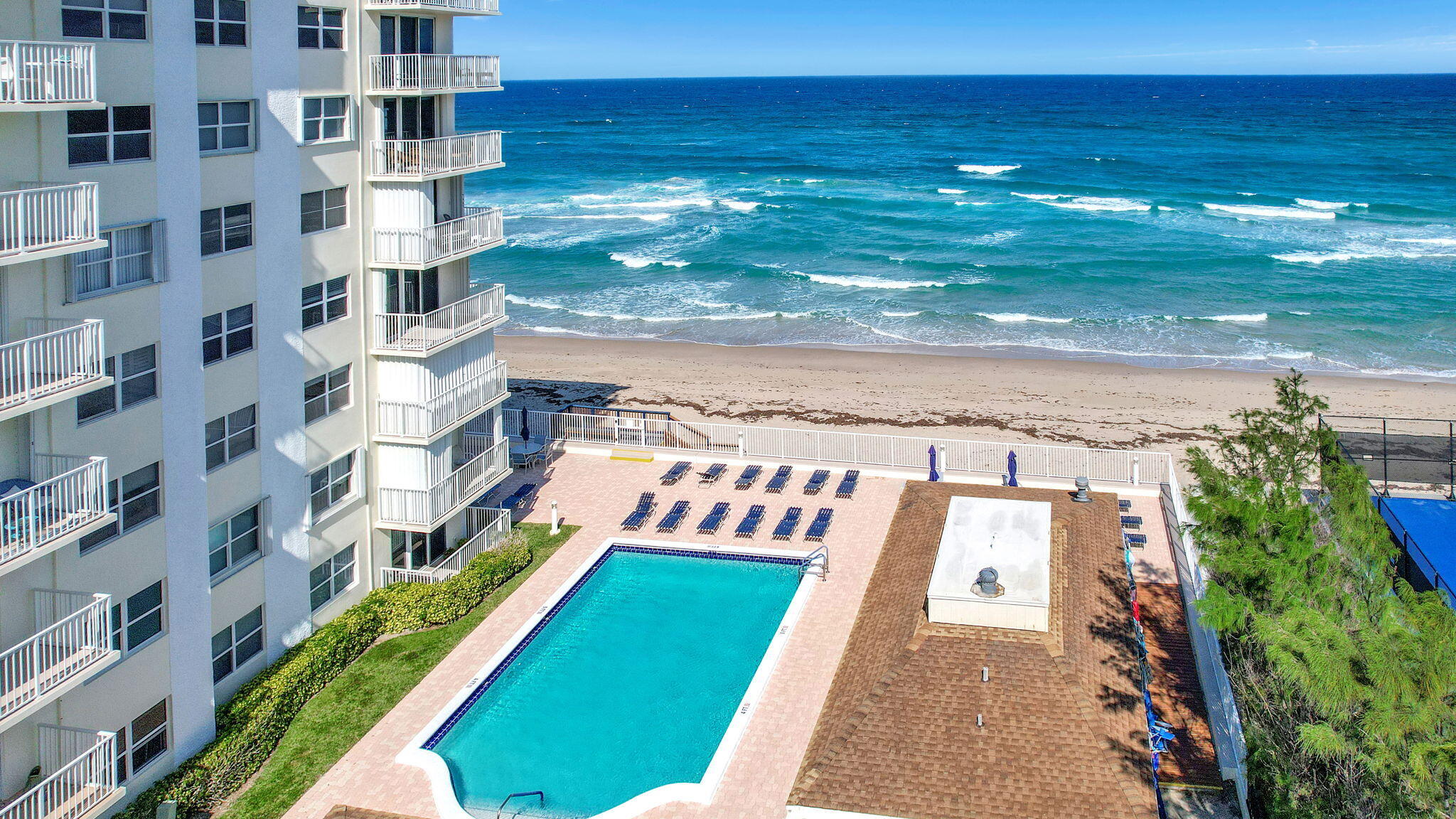 3540 S Ocean Boulevard Ph 911, South Palm Beach, Palm Beach County, Florida - 2 Bedrooms  
2 Bathrooms - 