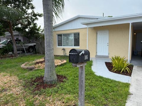Photo of 1405 N J Terrace, Lake Worth Beach, FL 33460 (MLS # RX-11129673)