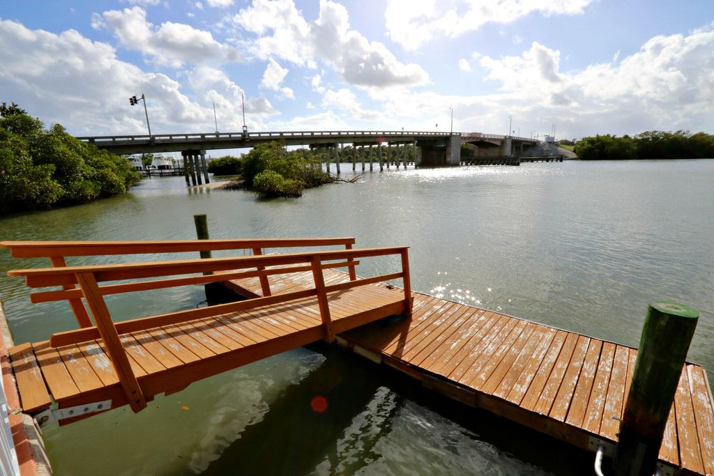 Photo of 225 Beach Road #405, Tequesta, FL 33469 (MLS # RX-10905062)