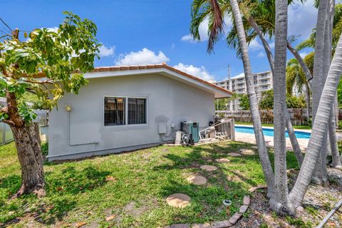 Tiny photo for 3792 NE 19th Avenue, Oakland Park, FL 33308 (MLS # RX-11093098)