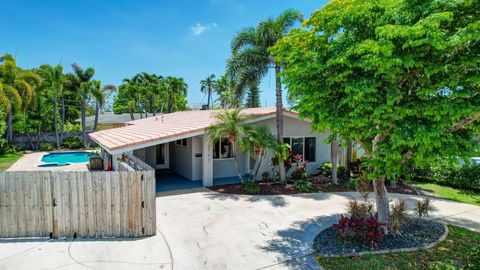 Tiny photo for 3792 NE 19th Avenue, Oakland Park, FL 33308 (MLS # RX-11093098)