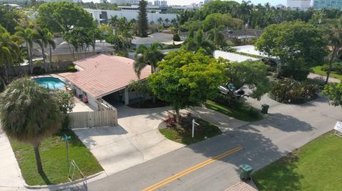 Tiny photo for 3792 NE 19th Avenue, Oakland Park, FL 33308 (MLS # RX-11093098)