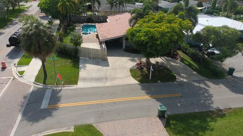 Tiny photo for 3792 NE 19th Avenue, Oakland Park, FL 33308 (MLS # RX-11093098)