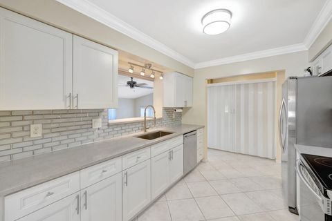 Tiny photo for 3792 NE 19th Avenue, Oakland Park, FL 33308 (MLS # RX-11093098)