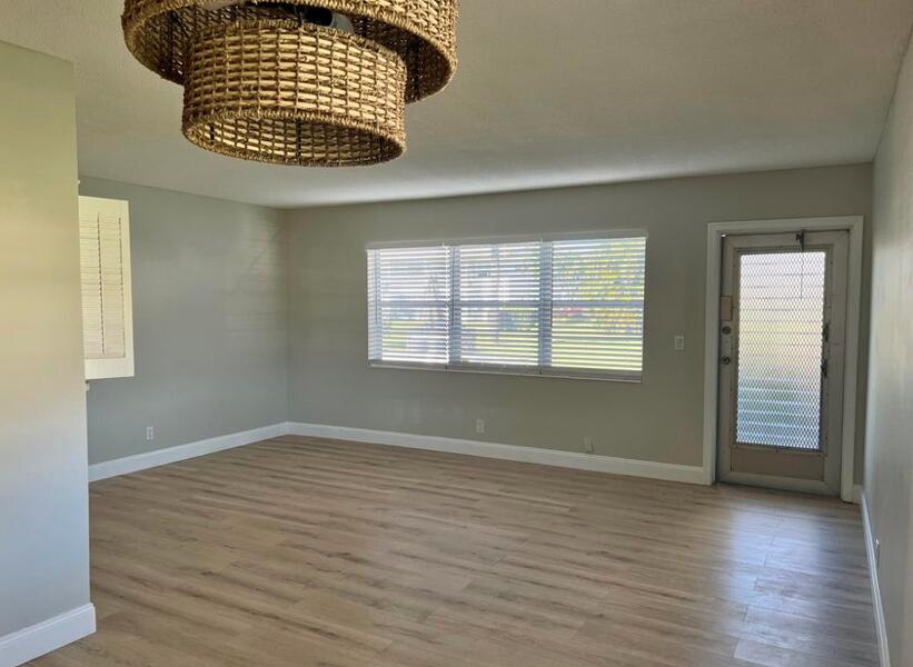 Property for Sale at 152 Easthampton G, West Palm Beach, Palm Beach County, Florida - Bedrooms: 1 
Bathrooms: 1.5  - $90,000