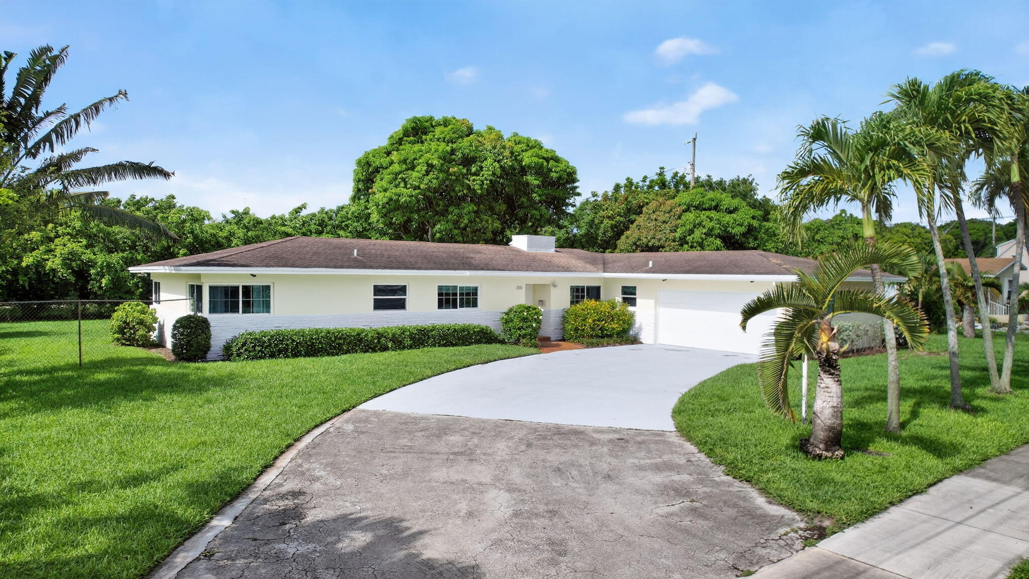 Property for Sale at 200 Nw 2nd Street, Delray Beach, Palm Beach County, Florida - Bedrooms: 3 
Bathrooms: 3  - $1,275,000