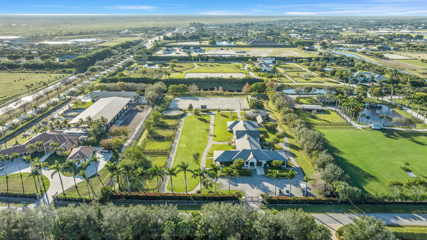 4915 Stables Way, Wellington, Palm Beach County, Florida - 4 Bedrooms  
4.5 Bathrooms - 