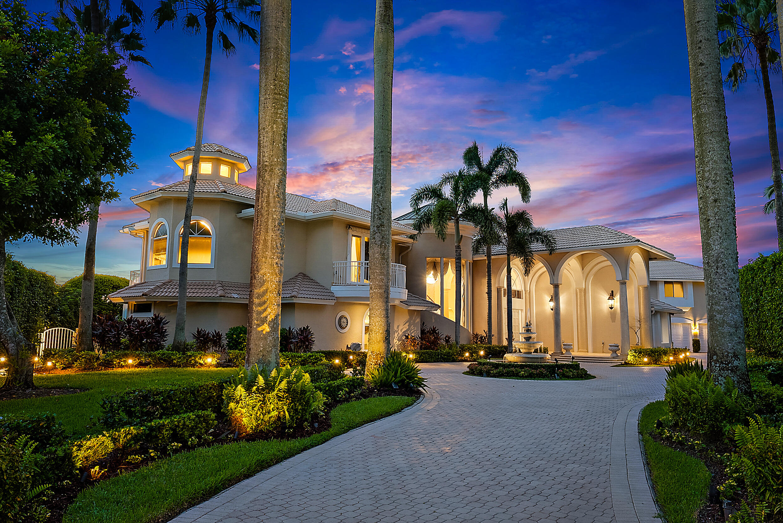 Property for Sale at 10248 Heronwood Lane, West Palm Beach, Palm Beach County, Florida - Bedrooms: 5 
Bathrooms: 7.5  - $4,350,000