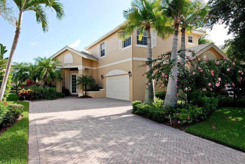 Photo of 113 Victoria Bay Court, Palm Beach Gardens, FL 33418 (MLS # RX-10903062)