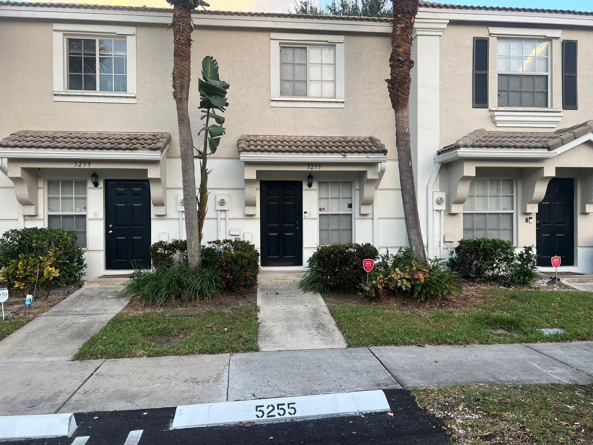 Property for Sale at 5255 Palmbrooke Circle Circle, West Palm Beach, Palm Beach County, Florida - Bedrooms: 2 
Bathrooms: 2.5  - $311,000