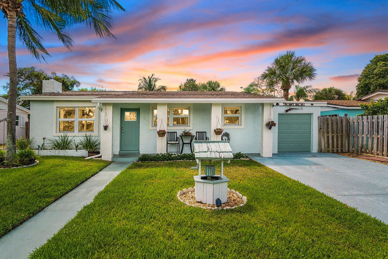 Property for Sale at 944 Hansen Street, West Palm Beach, Palm Beach County, Florida - Bedrooms: 3 
Bathrooms: 2  - $599,999