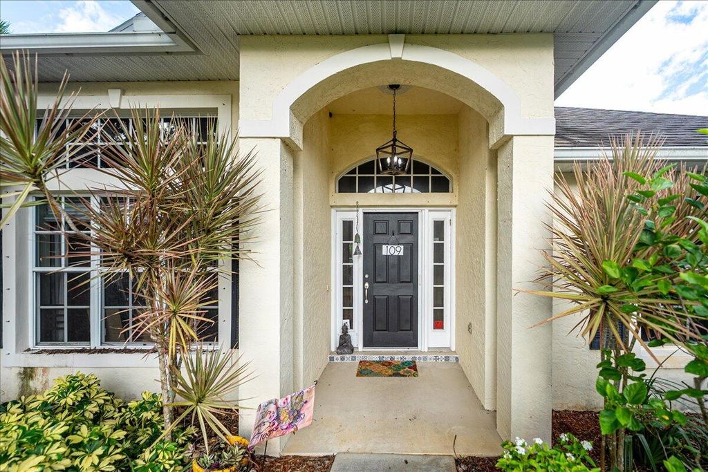 Photo of 109 39th Drive, Vero Beach, FL 32968 (MLS # RX-11128669)