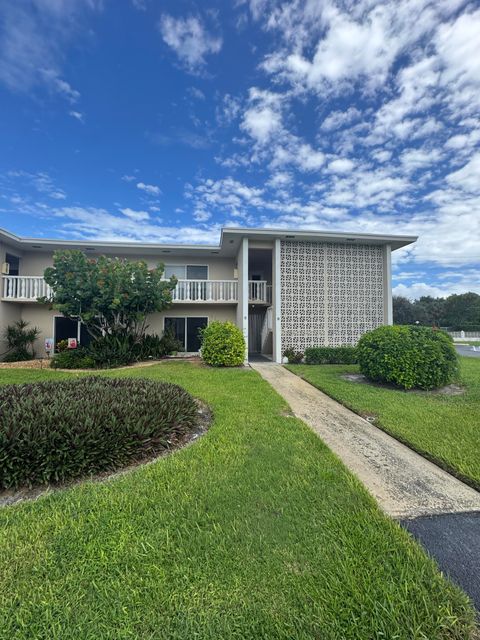 Photo of 90 South Boulevard #1c, Boynton Beach, FL 33435 (MLS # RX-11129241)
