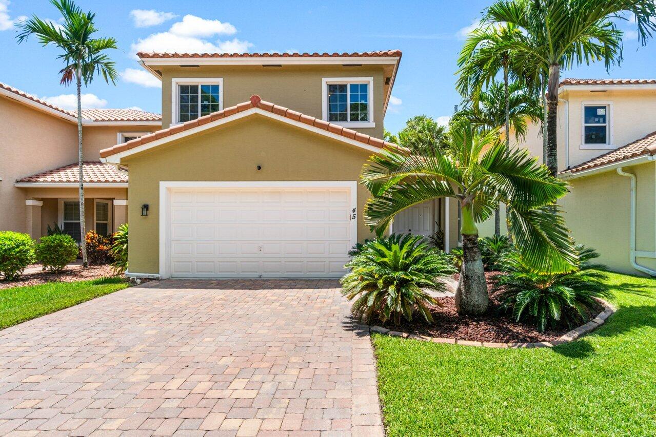 Property for Sale at 45 Atwell Drive, West Palm Beach, Palm Beach County, Florida - Bedrooms: 4 
Bathrooms: 3.5  - $650,000