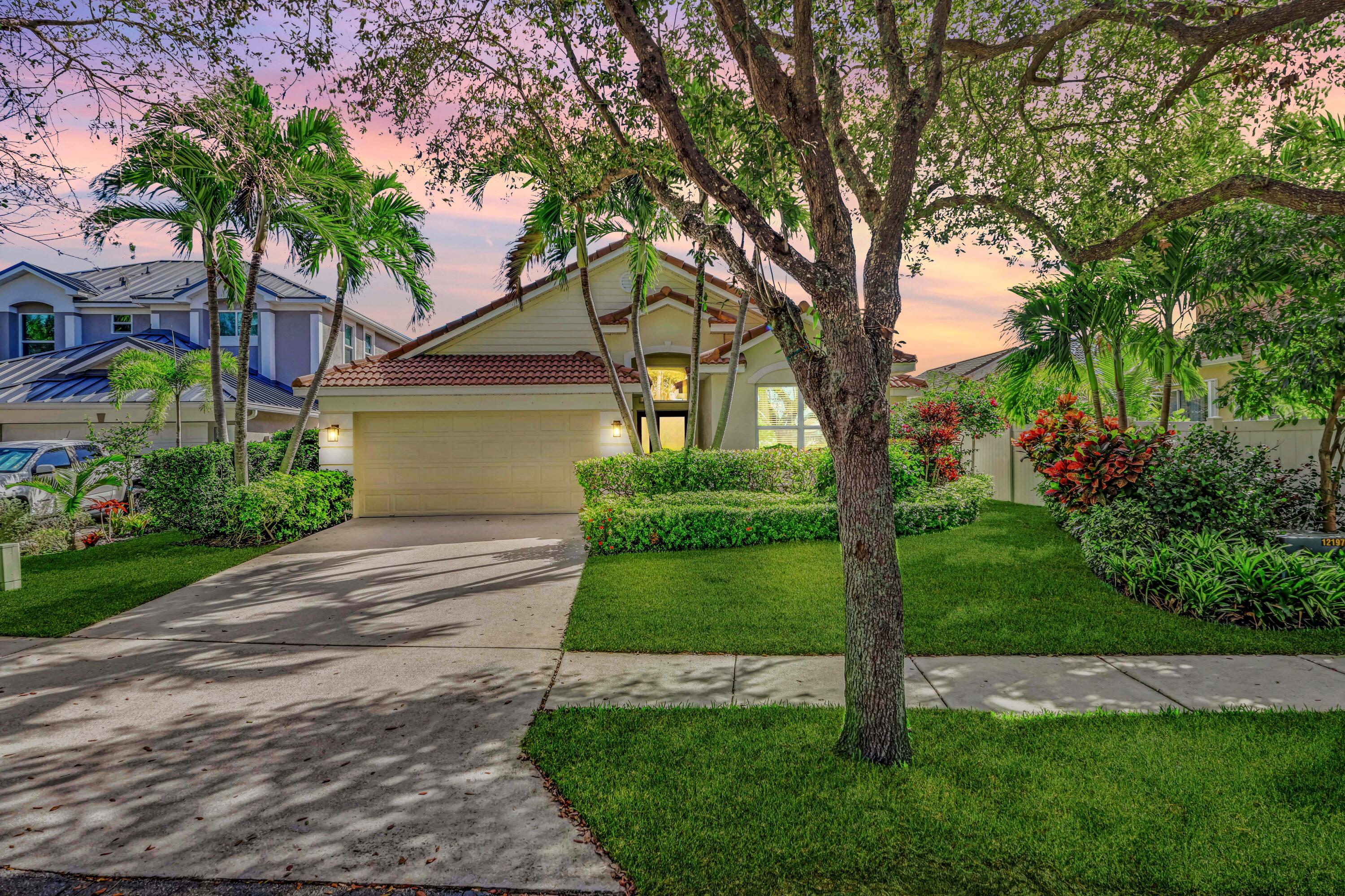 523 Canoe Point, Delray Beach, Palm Beach County, Florida - 3 Bedrooms  
2 Bathrooms - 