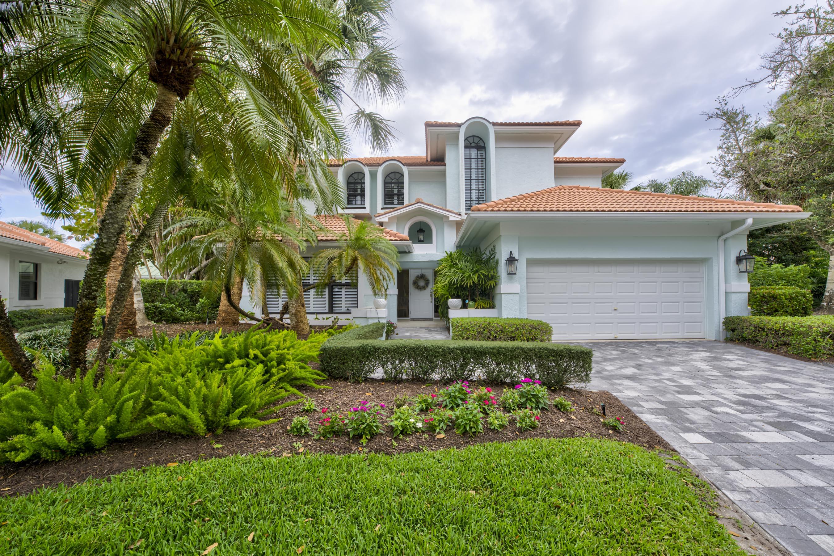 108 Toteka Circle, Jupiter, Palm Beach County, Florida - 3 Bedrooms  
3.5 Bathrooms - 