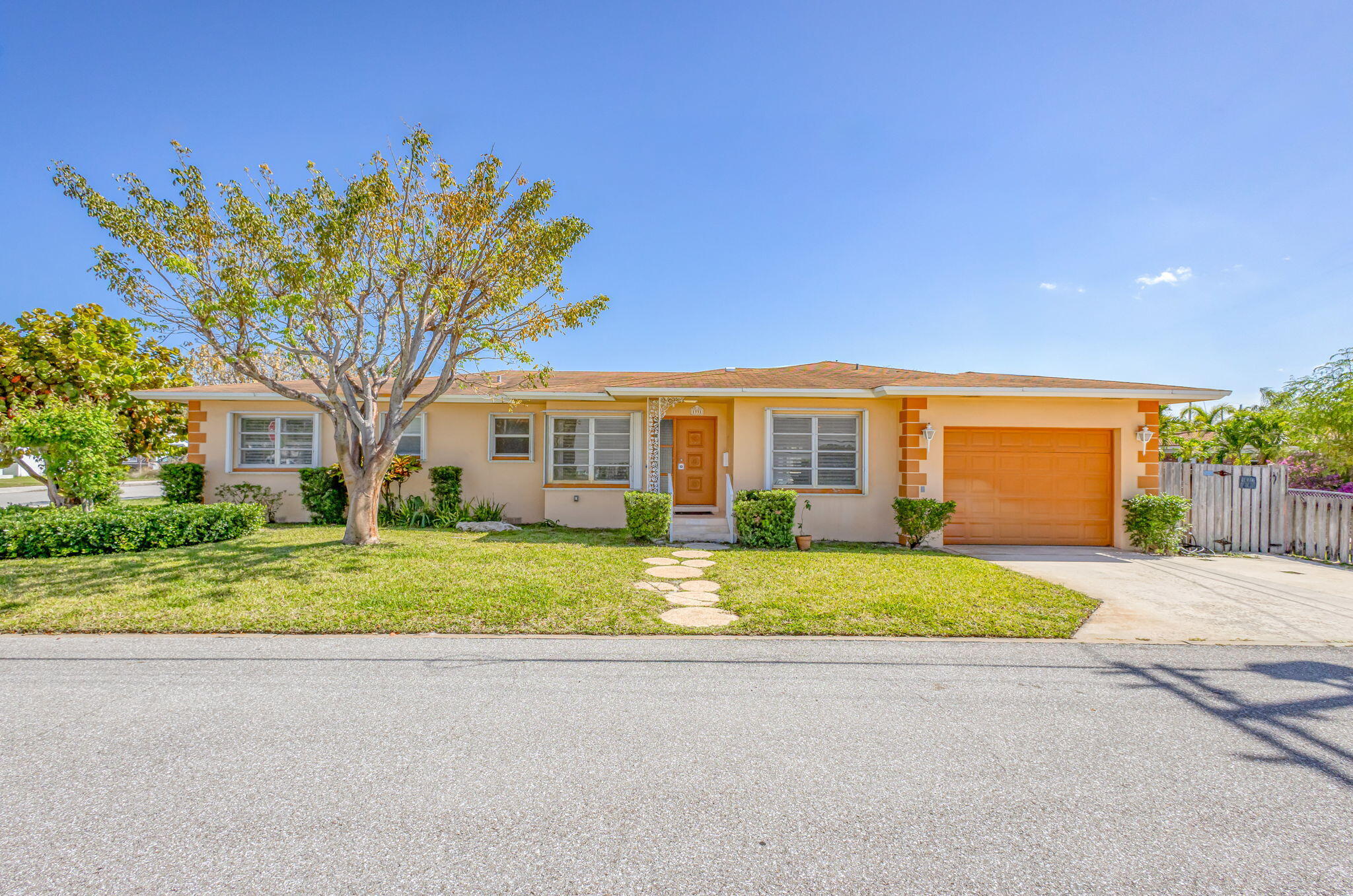 Property for Sale at 1331 N K Street, Lake Worth Beach, Palm Beach County, Florida - Bedrooms: 3 
Bathrooms: 3  - $575,000