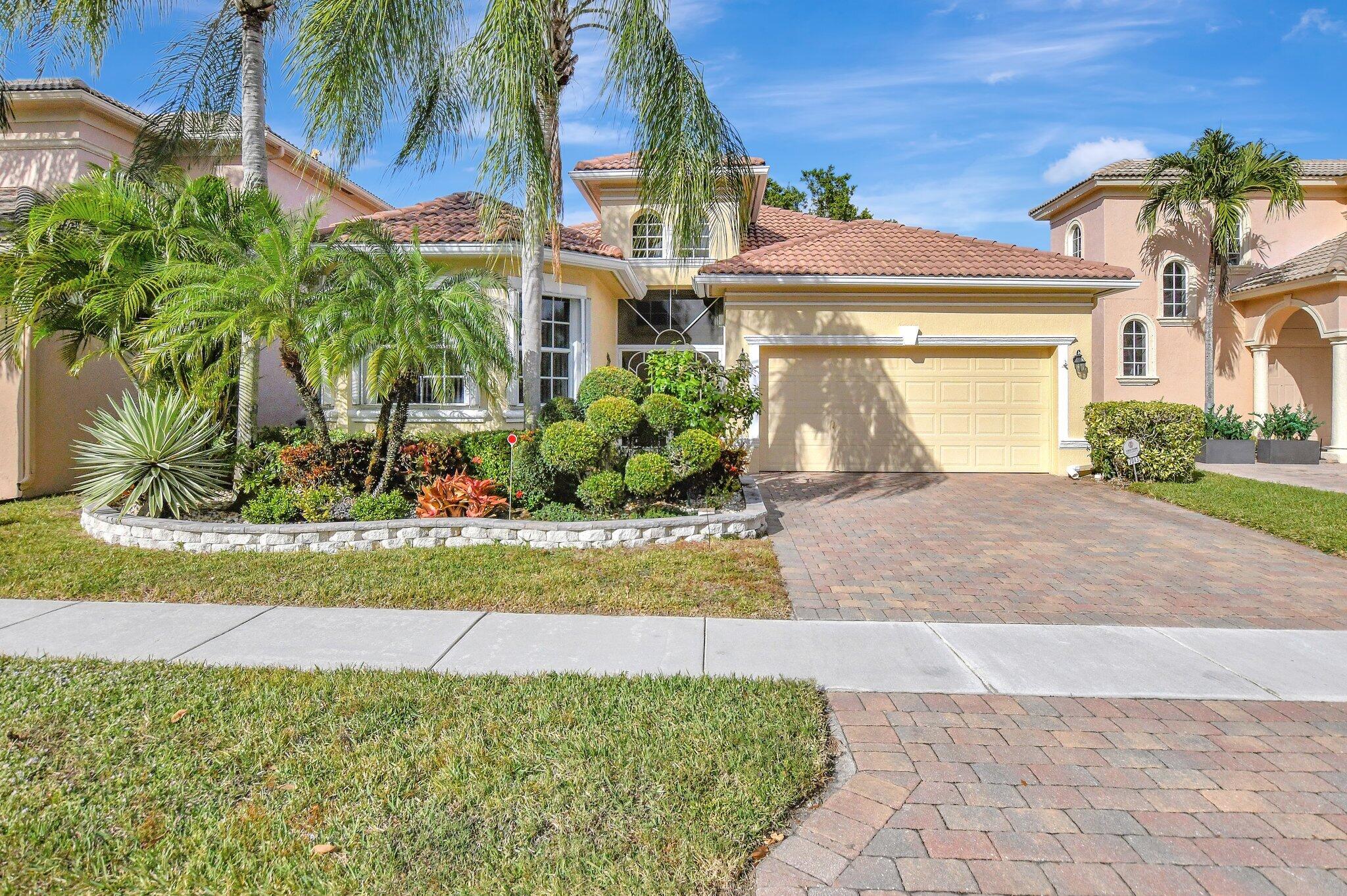 7043 Veneto Drive, Boynton Beach, Palm Beach County, Florida - 3 Bedrooms  
2.5 Bathrooms - 