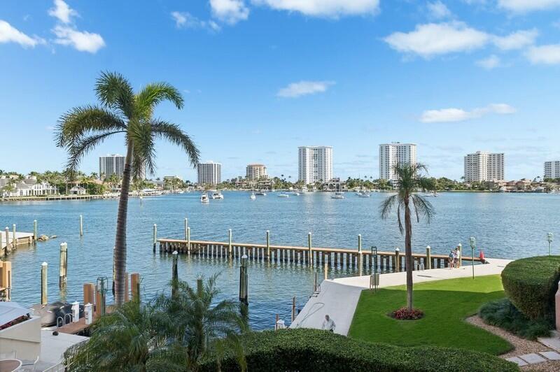 300 Se 5th Avenue 2090, Boca Raton, Palm Beach County, Florida - 3 Bedrooms  
4.5 Bathrooms - 