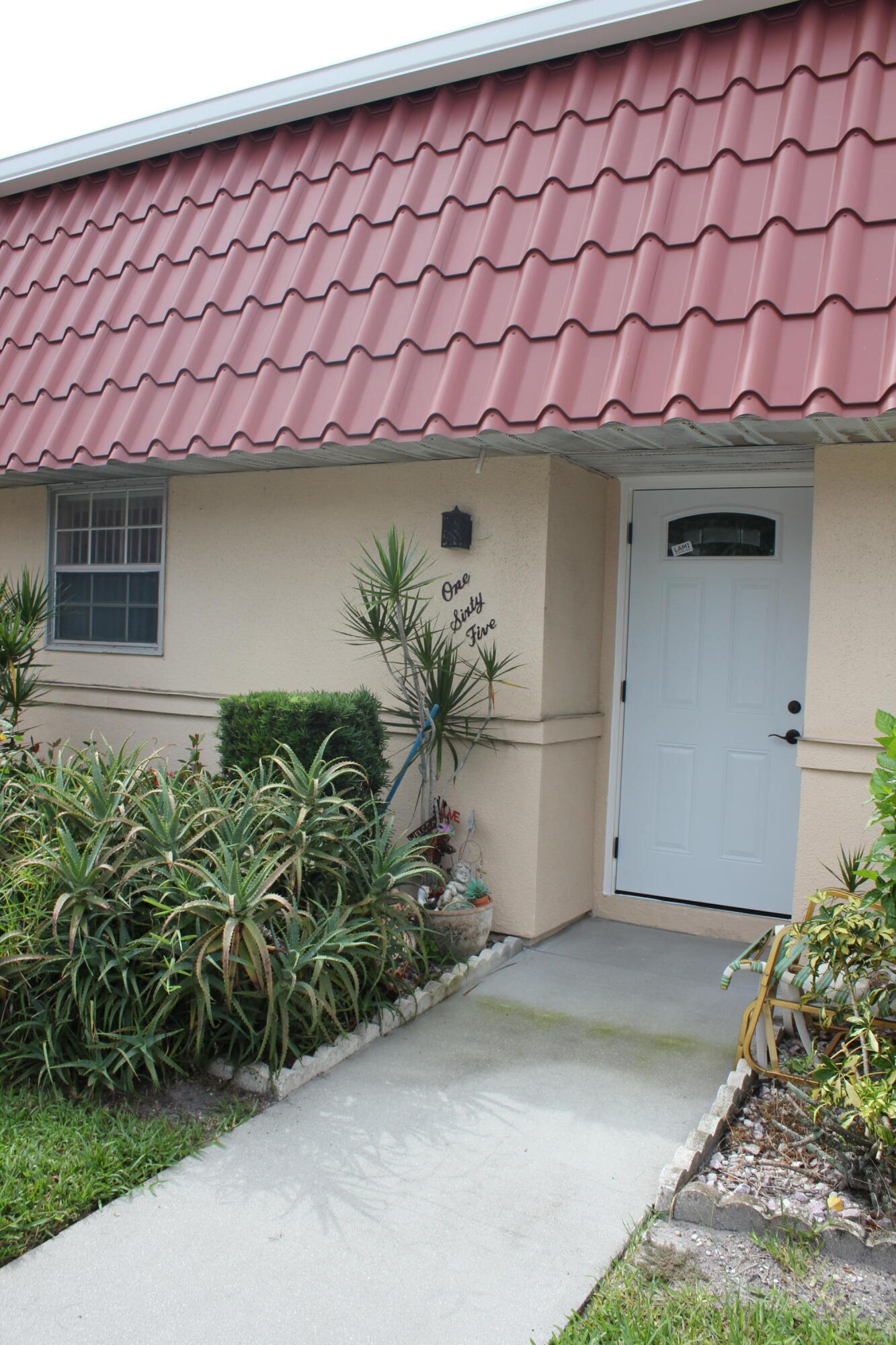 165 Amherst Lane, Lake Worth, Palm Beach County, Florida - 1 Bedrooms  
1.5 Bathrooms - 