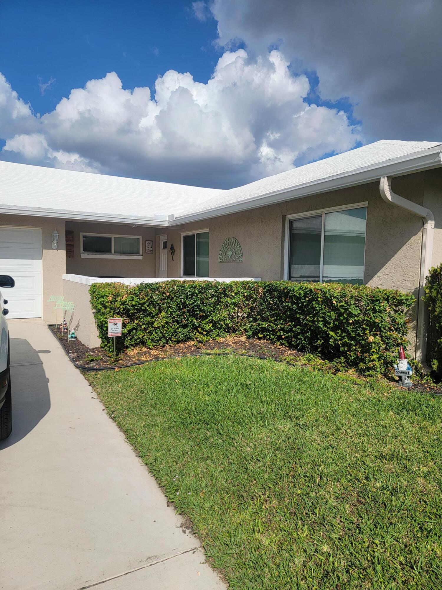 27 Vista Del Rio, Boynton Beach, Palm Beach County, Florida - 3 Bedrooms  
2 Bathrooms - 