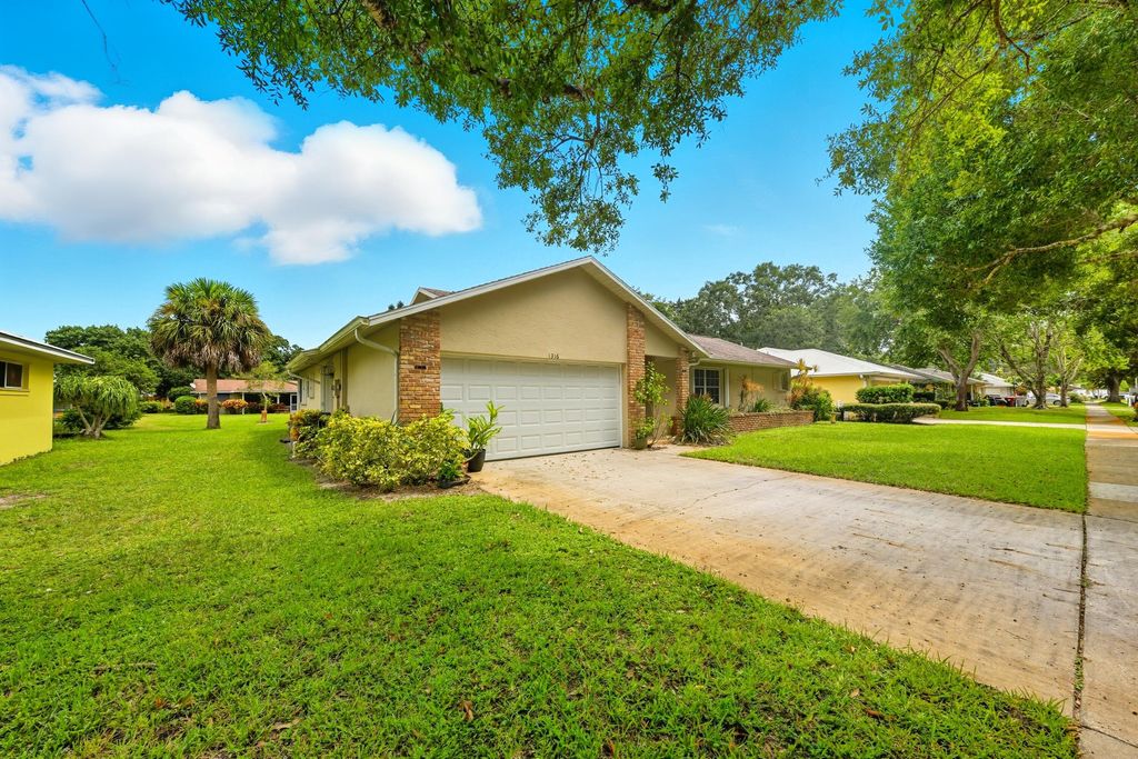Photo of 1316 41st Avenue, Vero Beach, FL 32960 (MLS # RX-11122495)