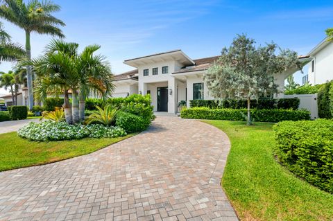 Photo of 925 Allamanda Drive, Delray Beach, FL 33483 (MLS # RX-11114949)
