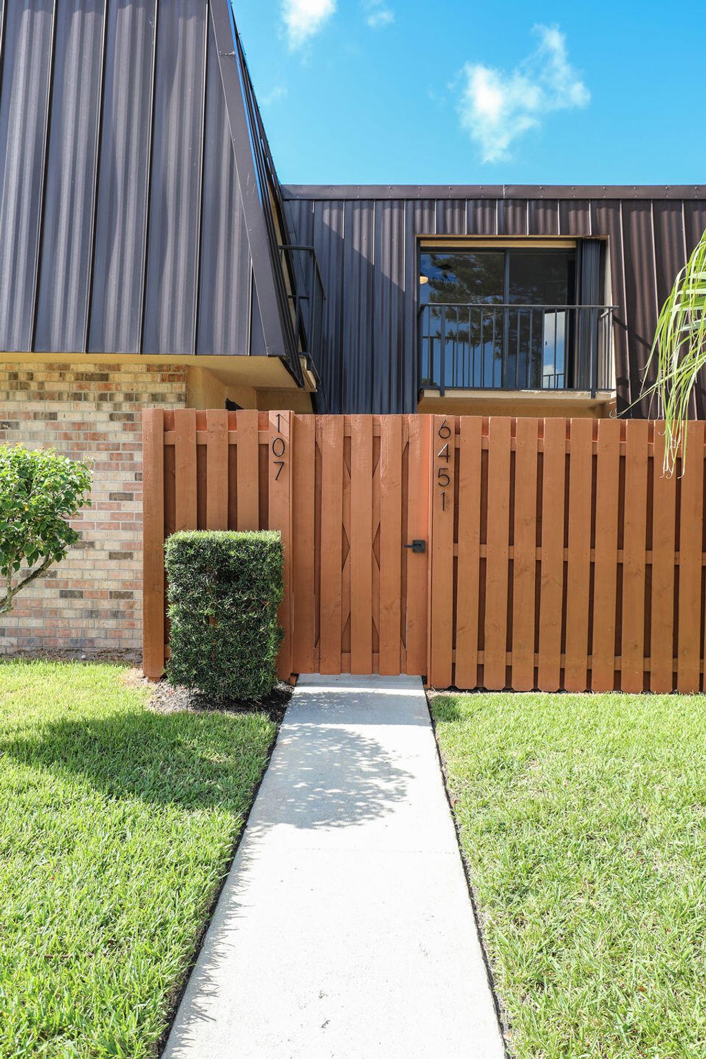 Photo of 6451 SE Windsong Lane, Stuart, FL 34997 (MLS # RX-11114929)