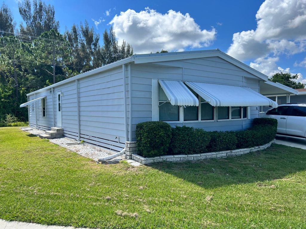 Photo of 11 Buenos Aires, Fort Pierce, FL 34951 (MLS # RX-11115475)