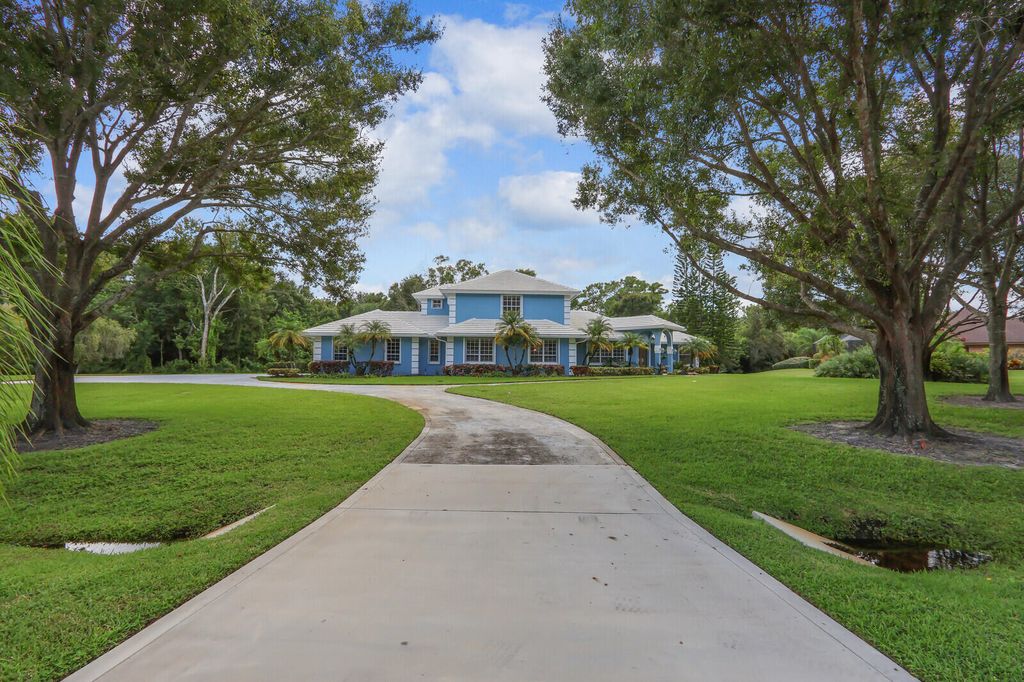 Photo of 3756 SW Bimini Circle S, Palm City, FL 34990 (MLS # RX-11127999)