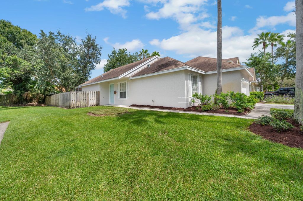 Photo of 2915 SW Pond Way, Palm City, FL 34990 (MLS # RX-11126226)