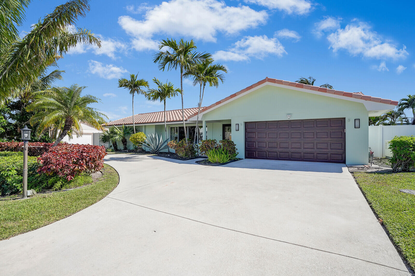 Property for Sale at 1161 Dolphin Road, Singer Island, Palm Beach County, Florida - Bedrooms: 3 
Bathrooms: 2  - $1,225,000
