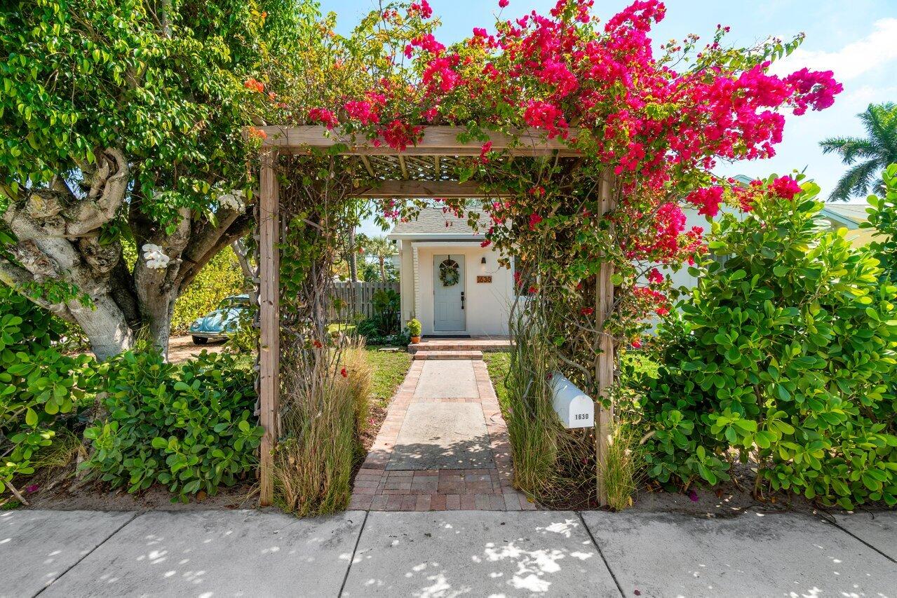 Property for Sale at 1630 N Ocean Breeze, Lake Worth Beach, Palm Beach County, Florida - Bedrooms: 3 
Bathrooms: 2  - $745,000