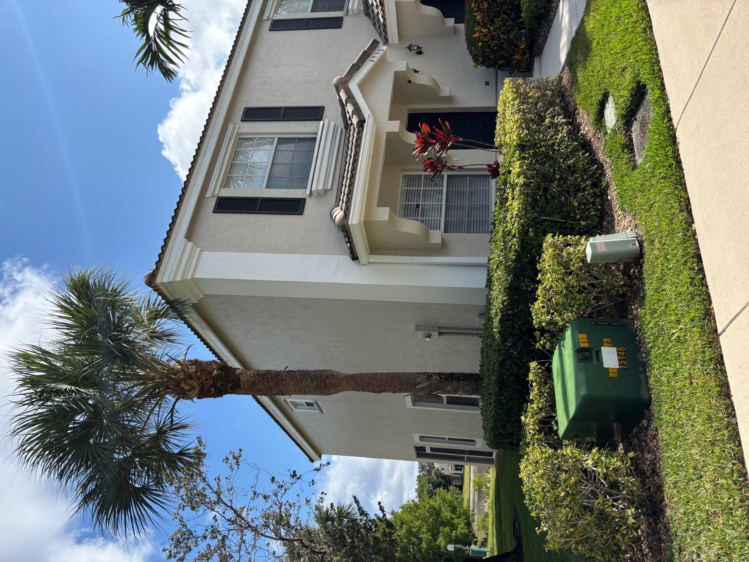 Property for Sale at 4930 Palmbrooke Circle 4930, West Palm Beach, Palm Beach County, Florida - Bedrooms: 2 
Bathrooms: 2.5  - $309,000