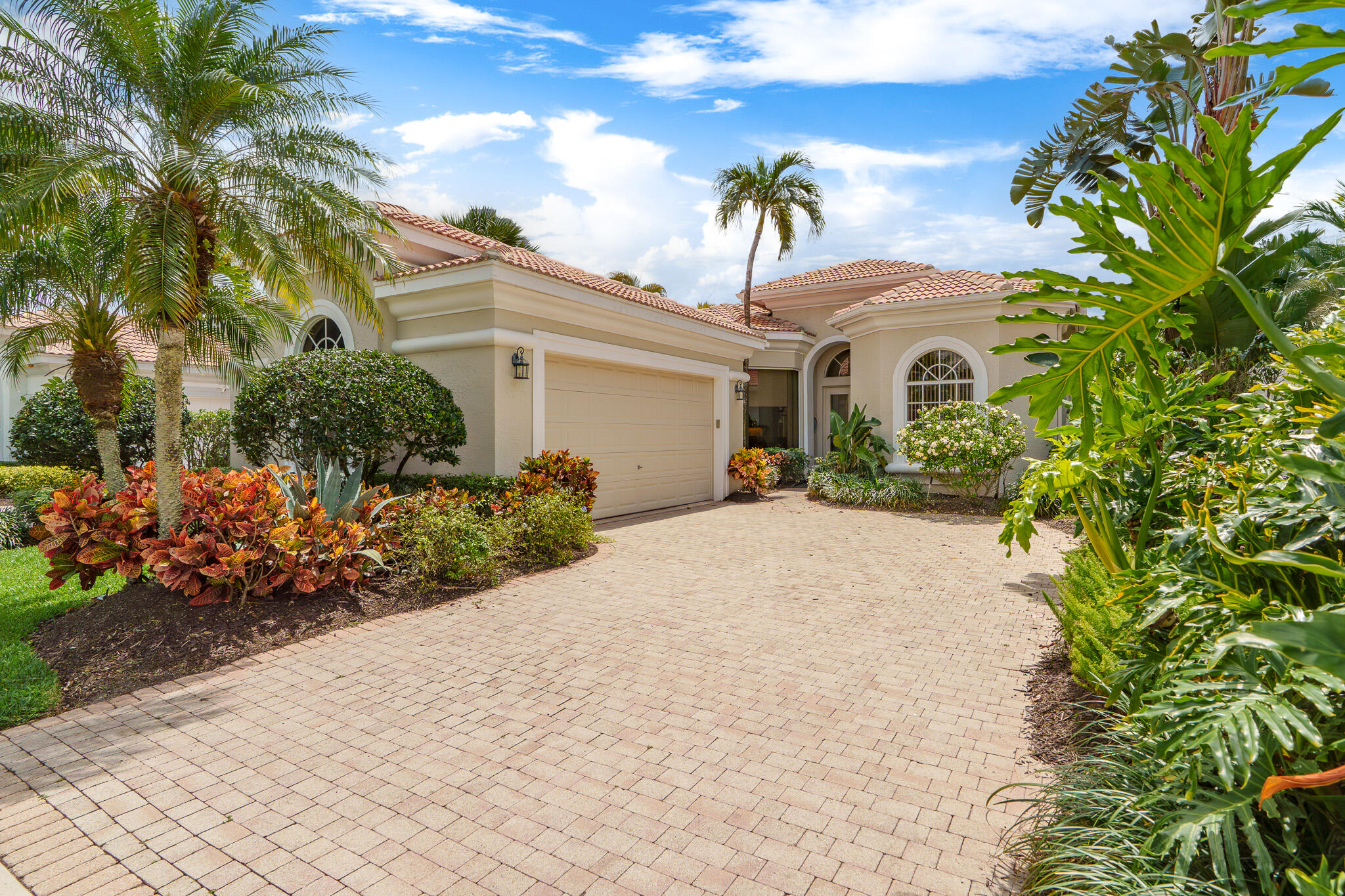 Property for Sale at 7695 Villa D Este Way, Delray Beach, Palm Beach County, Florida - Bedrooms: 3 
Bathrooms: 3  - $1,080,000