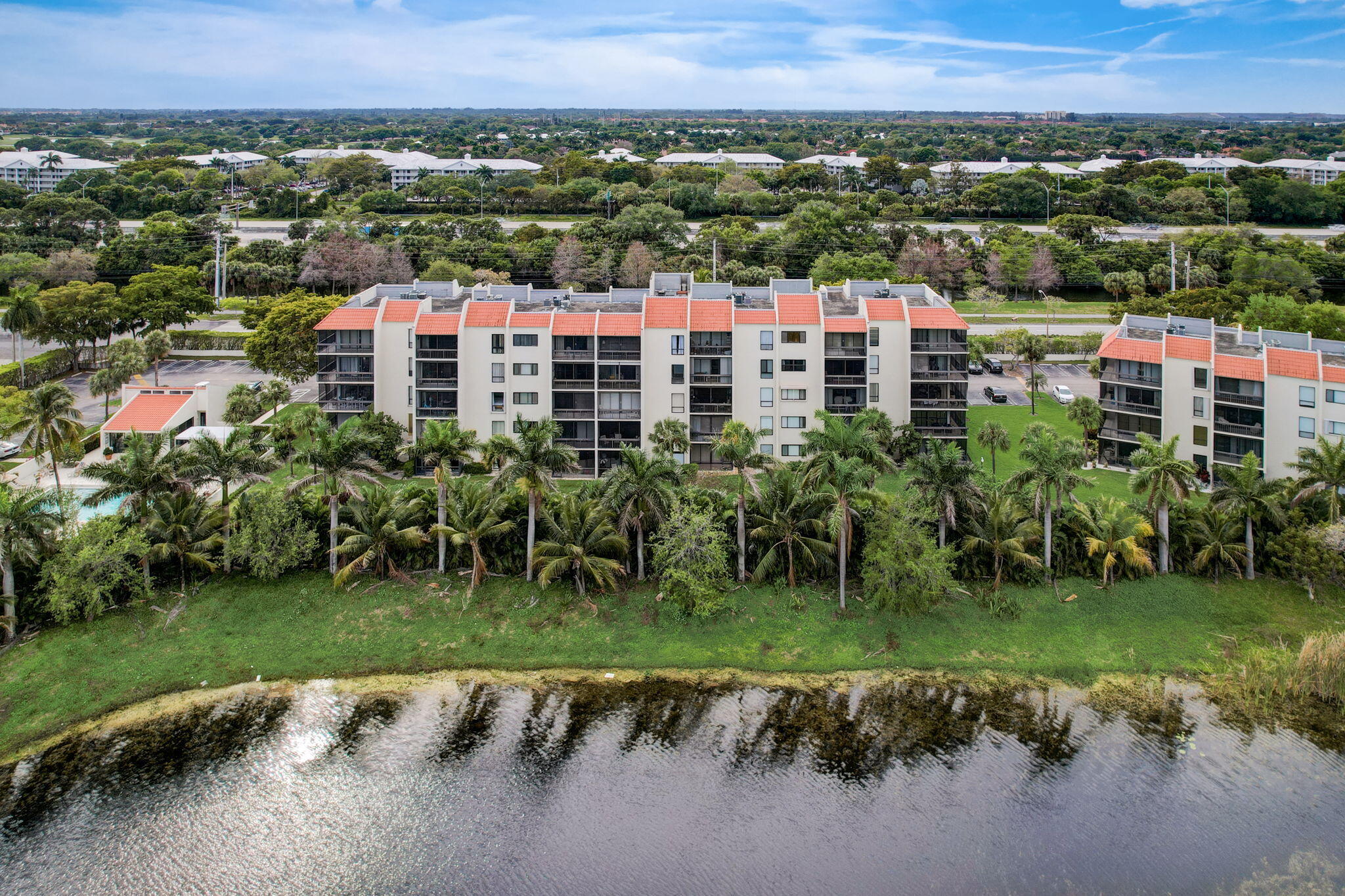 Property for Sale at 3000 Presidential Way 402, West Palm Beach, Palm Beach County, Florida - Bedrooms: 2 
Bathrooms: 2  - $265,000