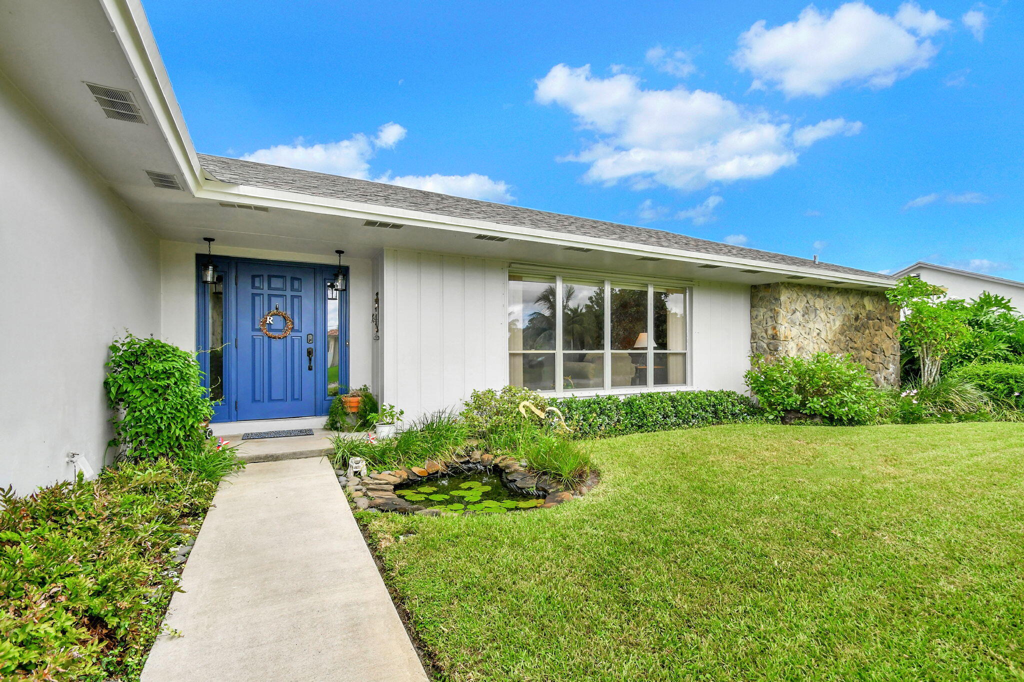 Photo 1 of 8 W Cypress Road, Lake Worth, Florida, $550,000, Web #: 11022942