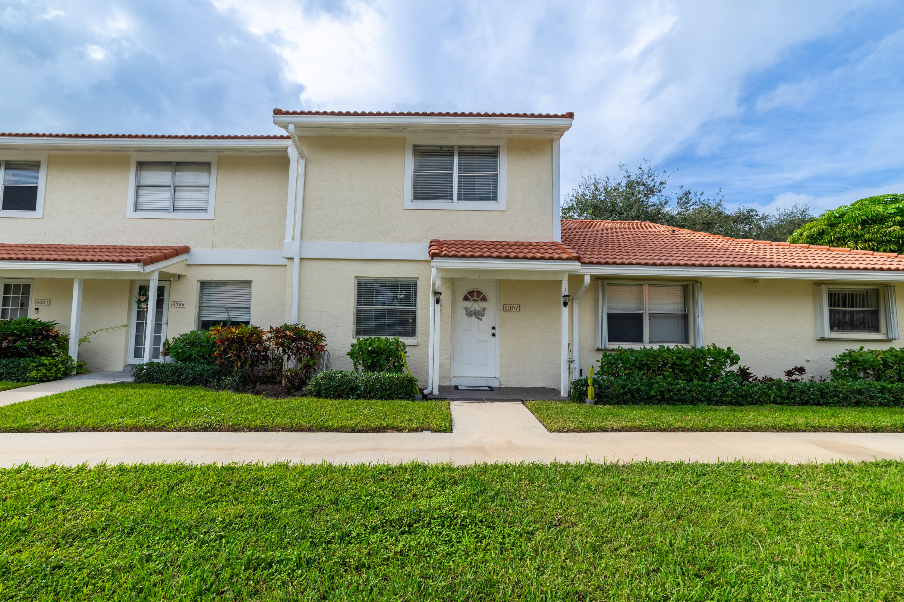 6397 Boca Circle Circle, Boca Raton, Palm Beach County, Florida - 2 Bedrooms  
2.5 Bathrooms - 