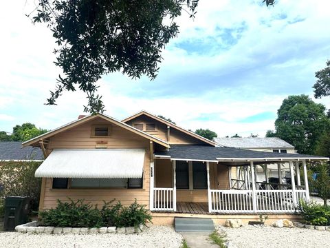Photo of 136 N 15th Street N, Fort Pierce, FL 34950 (MLS # RX-11123212)