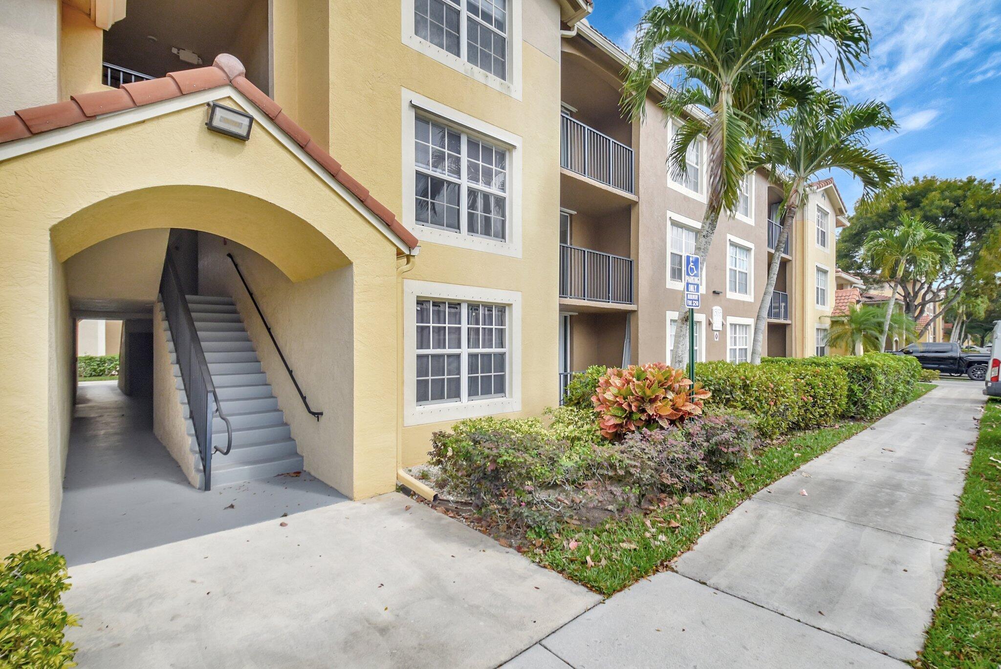 15035 Michelangelo Boulevard 305, Delray Beach, Palm Beach County, Florida - 2 Bedrooms  
2 Bathrooms - 