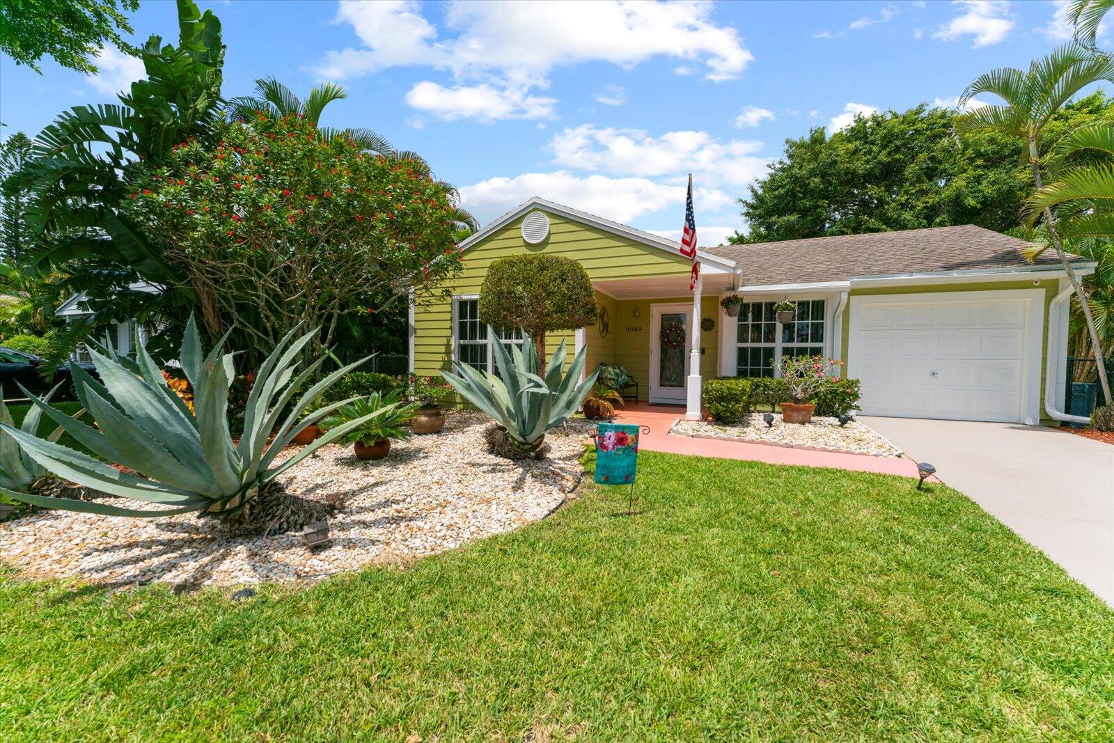 9049 Chrysanthemum Drive, Boynton Beach, Palm Beach County, Florida - 2 Bedrooms  
1 Bathrooms - 