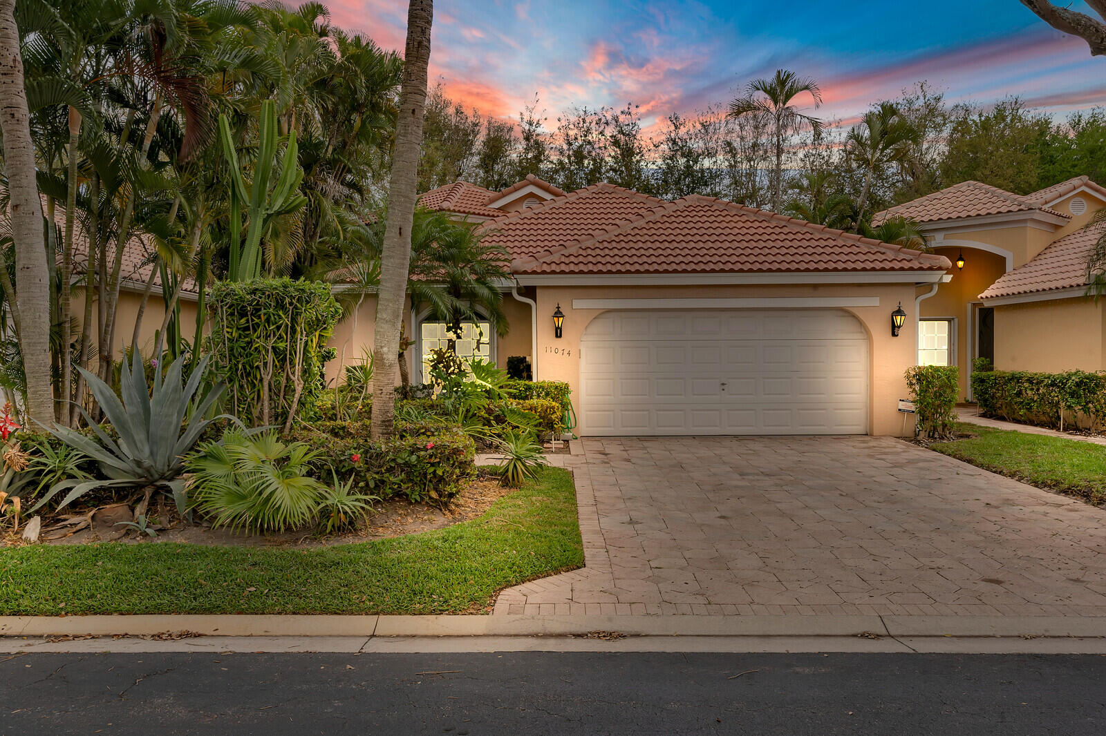 11074 Springbrook Circle, Boynton Beach, Palm Beach County, Florida - 3 Bedrooms  
2 Bathrooms - 