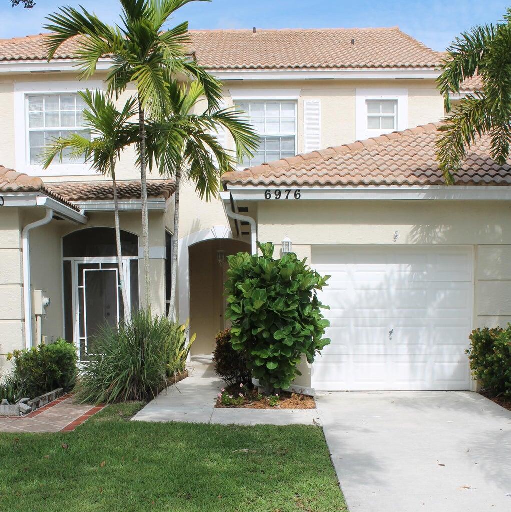 6976 Thicket Trace, Lake Worth, Palm Beach County, Florida - 2 Bedrooms  
2.5 Bathrooms - 