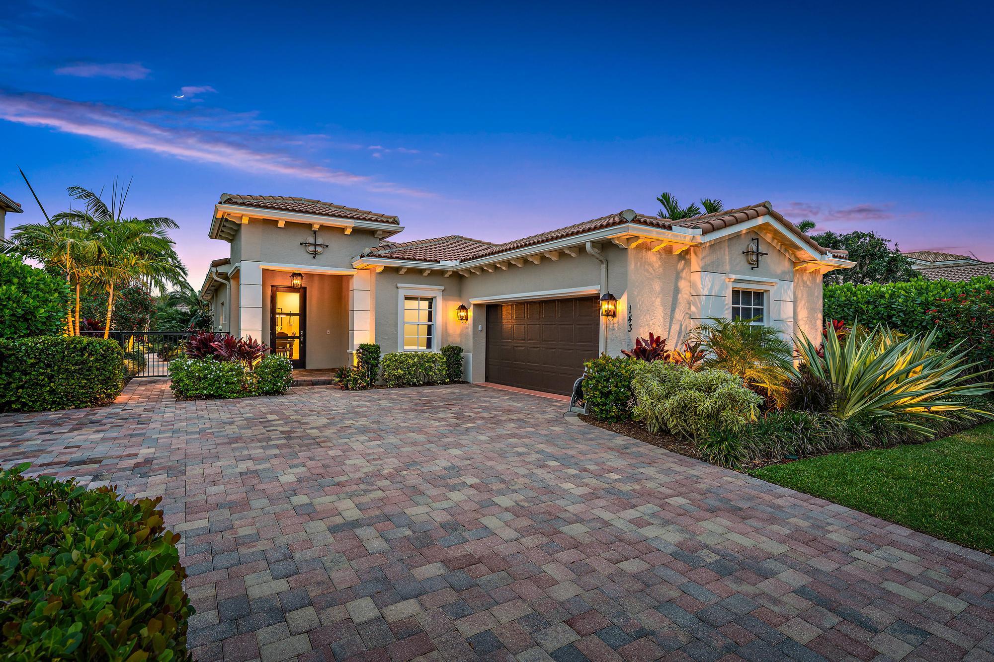 143 Darby Island Place, Jupiter, Palm Beach County, Florida - 4 Bedrooms  
2.5 Bathrooms - 