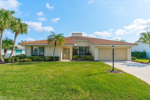 Photo of 2237 SW Heronwood Road, Palm City, FL 34990 (MLS # RX-11060084)