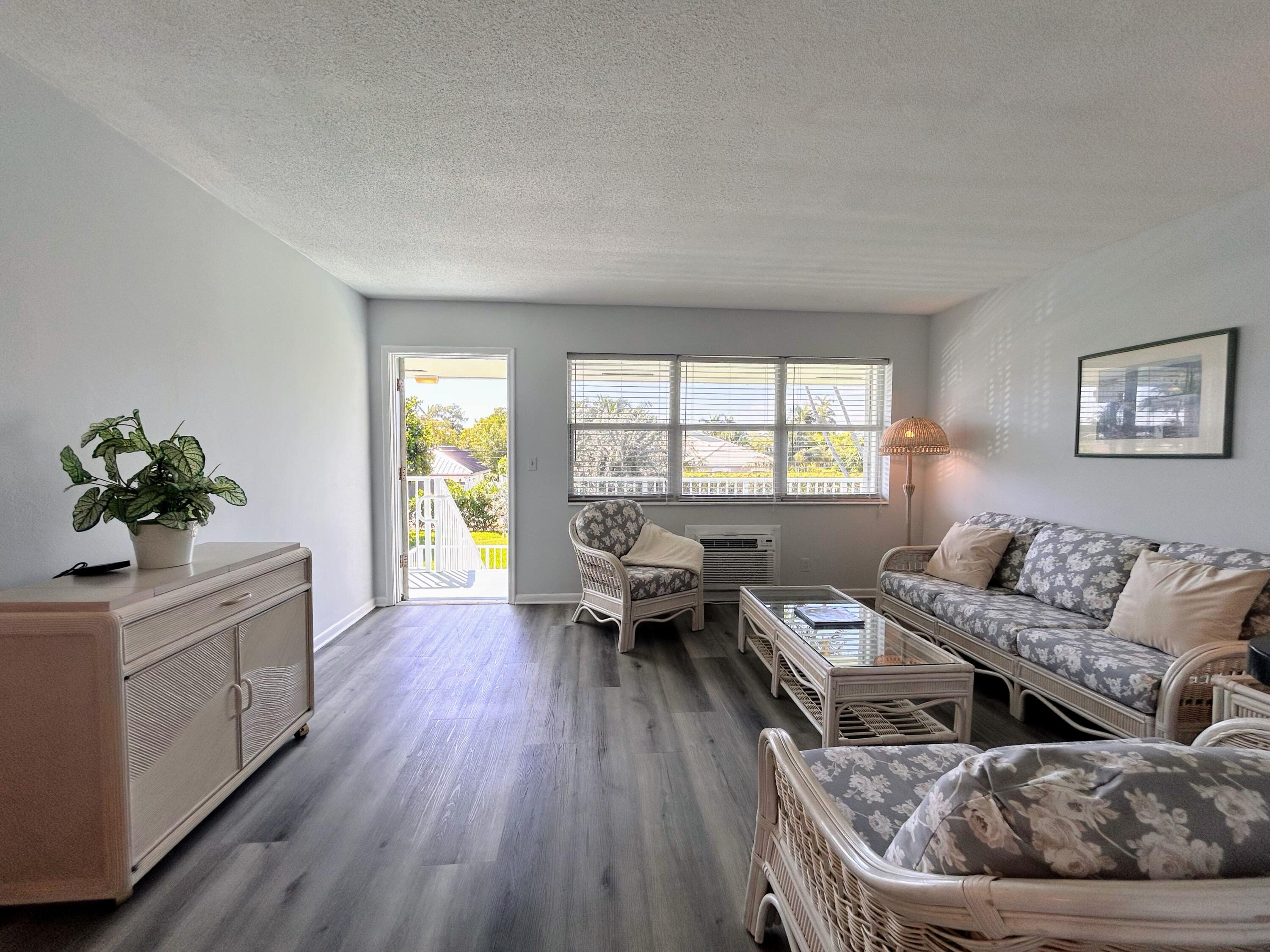 880 Horizons W 211, Boynton Beach, Palm Beach County, Florida - 1 Bedrooms  
1 Bathrooms - 
