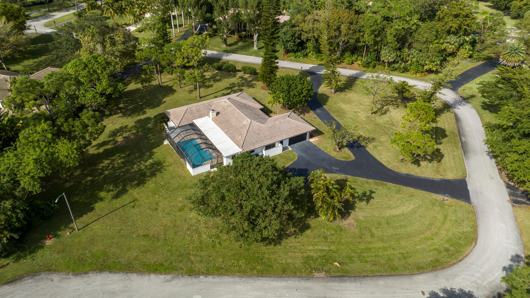 Property for Sale at 22633 Lemon Tree Lane, Boca Raton, Palm Beach County, Florida - Bedrooms: 5 
Bathrooms: 3  - $1,350,000