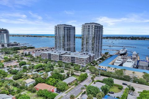 Photo of 401 42nd Street, West Palm Beach, FL 33407 (MLS # RX-11126198)